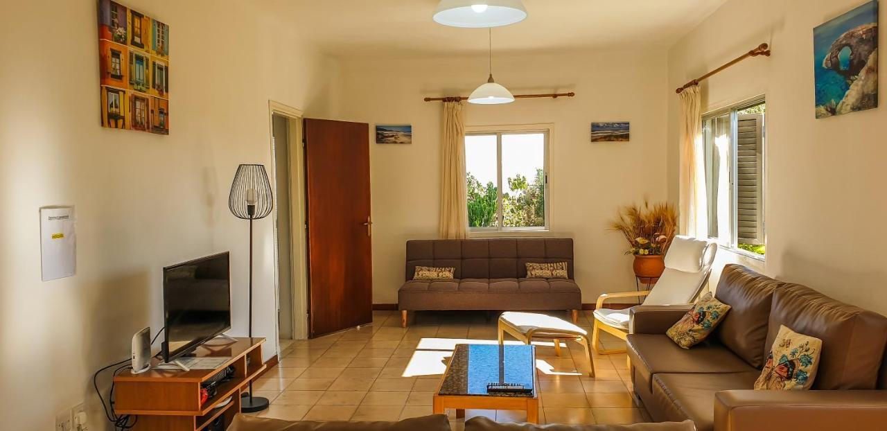 Yiangos House Villa เนโอโชริโอ ภายนอก รูปภาพ